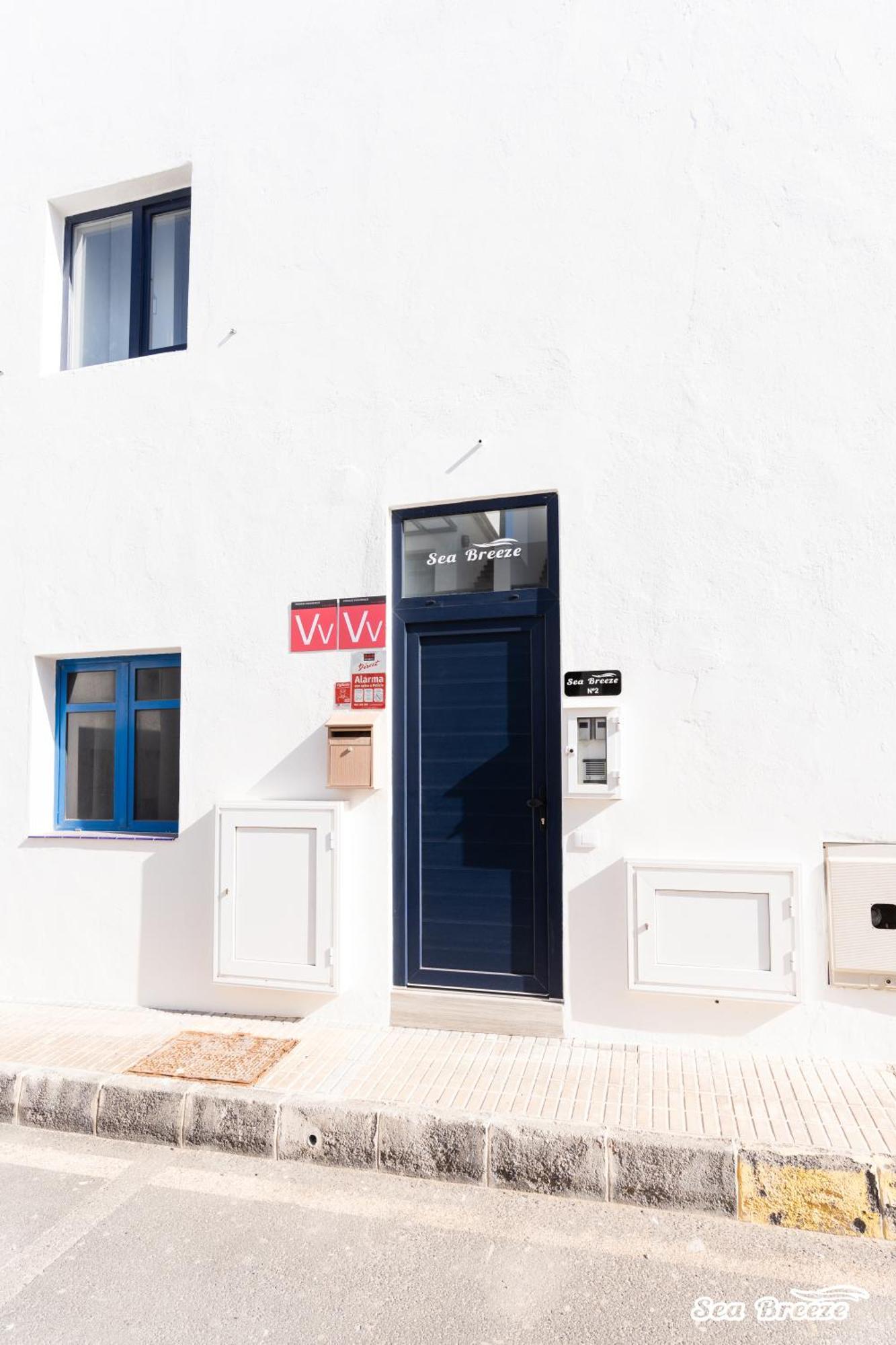 2 Apartments Sea Breeze カレタ・デ・ファマラ エクステリア 写真